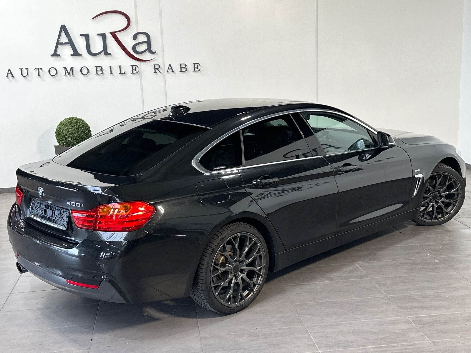 Fahrzeugabbildung BMW 420 Gran Coupé Luxury-Line Aut. NAV+XEN+PANORAMA