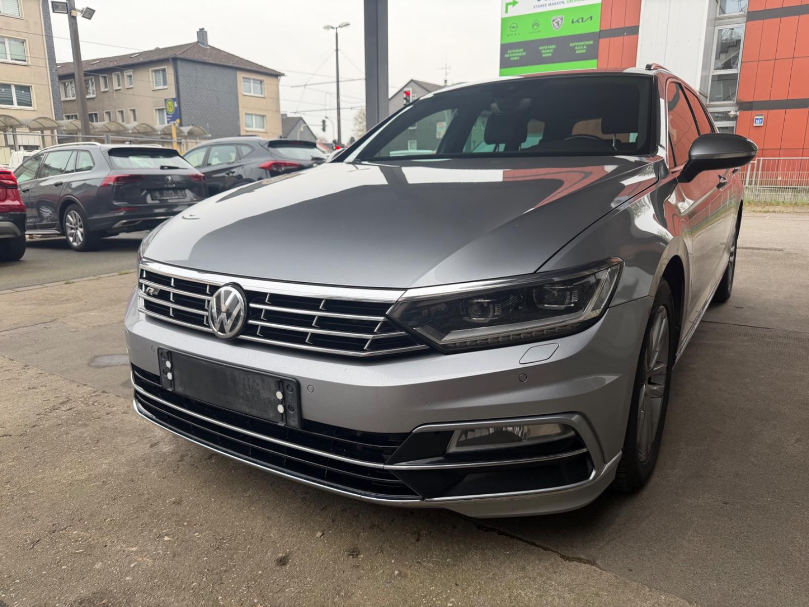 Volkswagen Passat Variant 2.0 TDI R-line 4Motion Kamera/LED