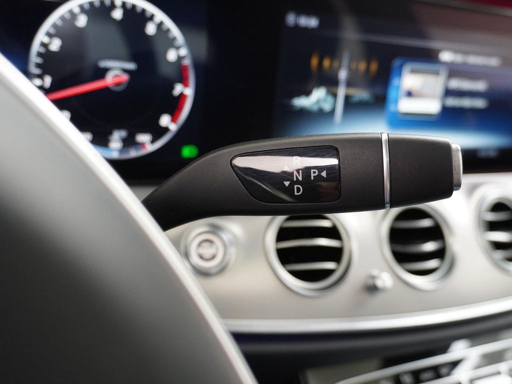 Mercedes-Benz E 400 4Matic Premium Plus AMG Styling Schiebedac