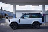 Land Rover Defender 90HSE AWD/P400/AHK/360/PANO/BOX&Leiter - Land Rover Defender HSE mit Benzin-Antrieb