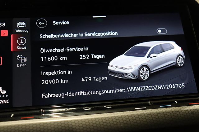 Golf GTI 2.0TSI DSG ACC KAMERA NAVI PANO SPORTFW