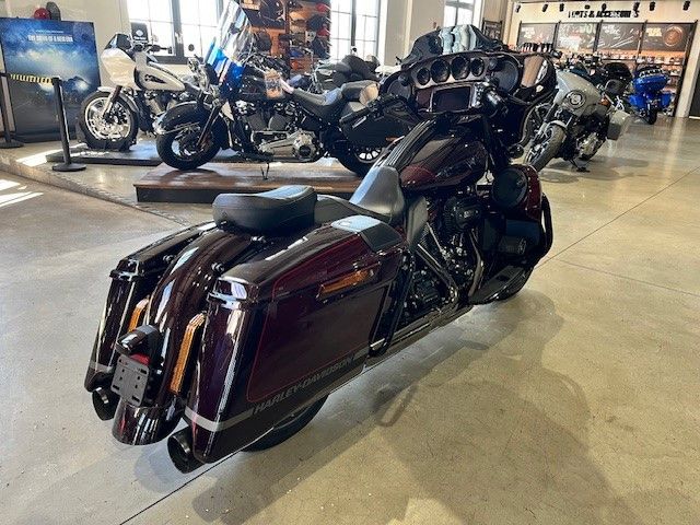 Fahrzeugabbildung Harley-Davidson FLHXSE Street Glide Screamin Eagle 117cui