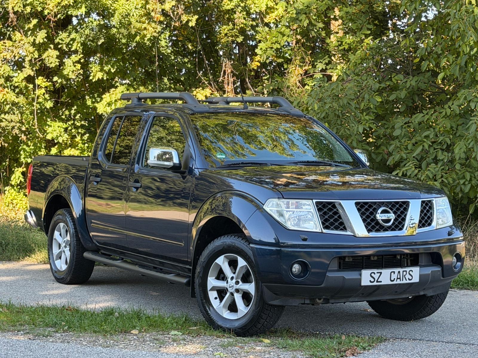 Nissan Navara D40 Double Cab 2.5 dCi 171 ch • BVA • 4x4 • Toit Ouvrant • Sièges chauffants