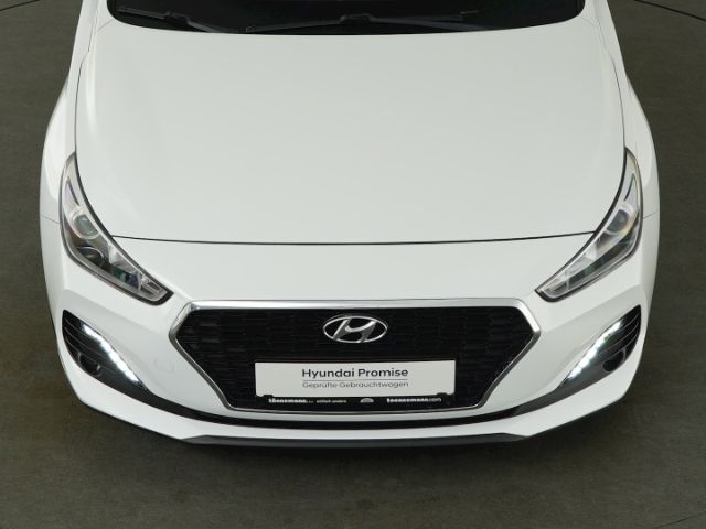 i30 PASSION+RÜCKFAHRKAMERA+SITZ-/LENKRADHEIZUNG+