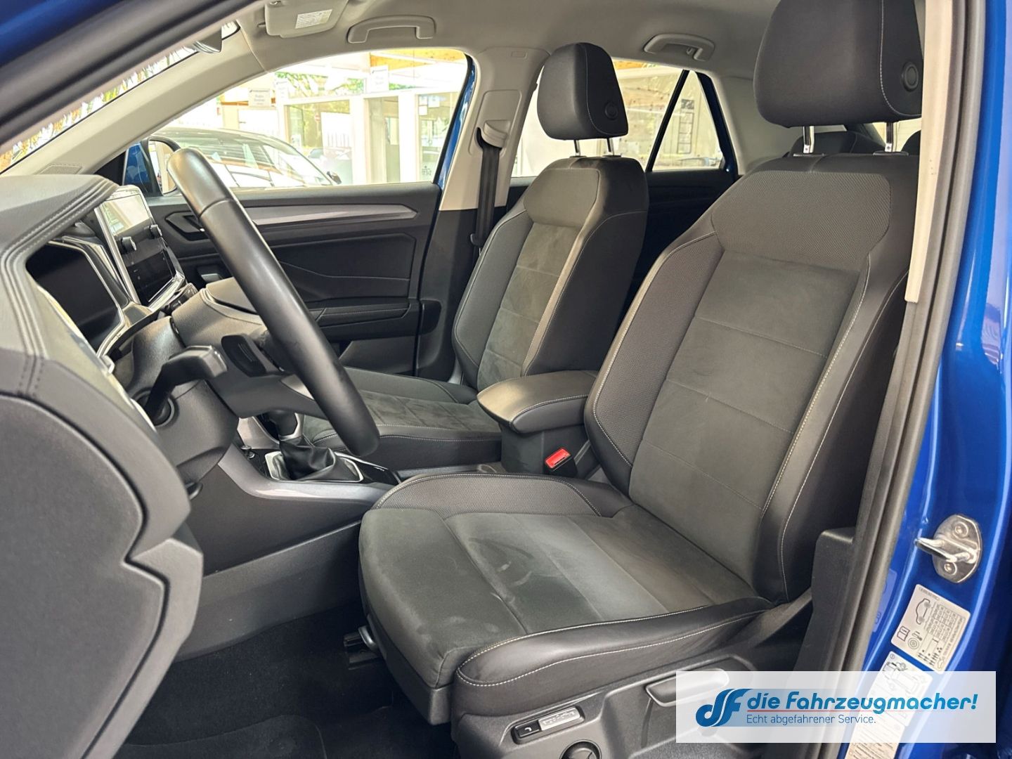 Fahrzeugabbildung Volkswagen T-Roc Style 2.0 TDI EU6d StandHZG Digitales Cock