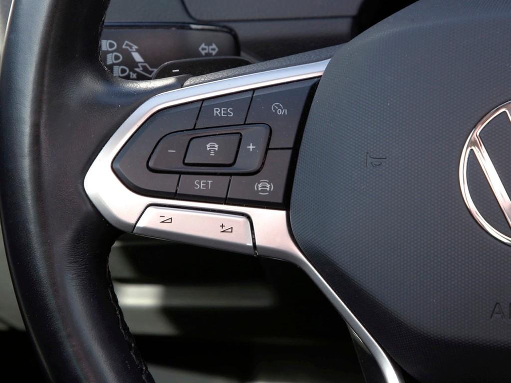 Volkswagen Passat Variant 1.5 TSI DSG Business 16" ACC NAVI
