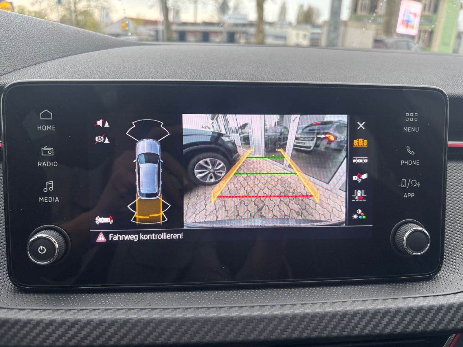 Fahrzeugabbildung SKODA Kamiq Monte Carlo