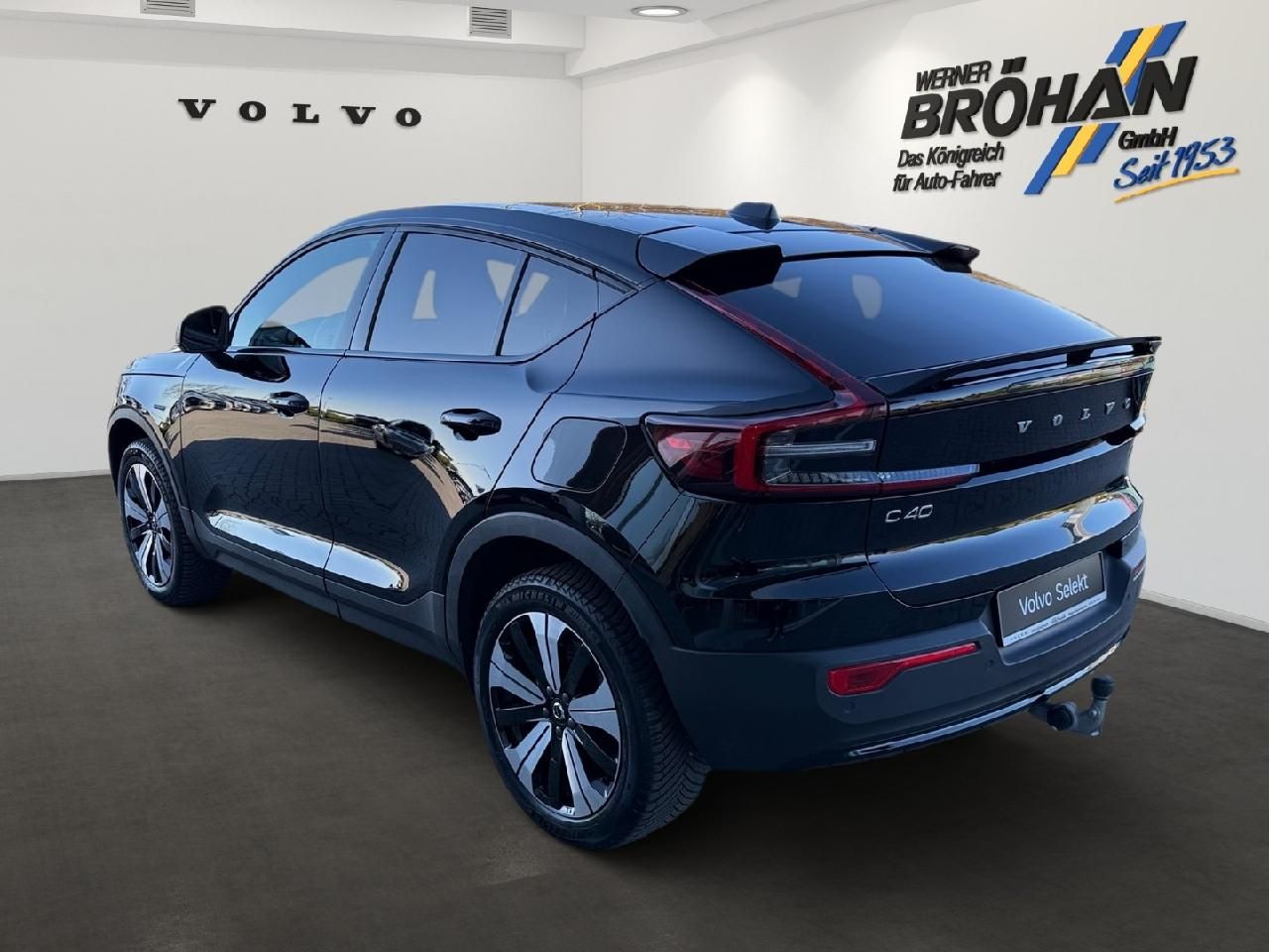 Fahrzeugabbildung Volvo C40 Plus Recharge Pure Electric 2WD