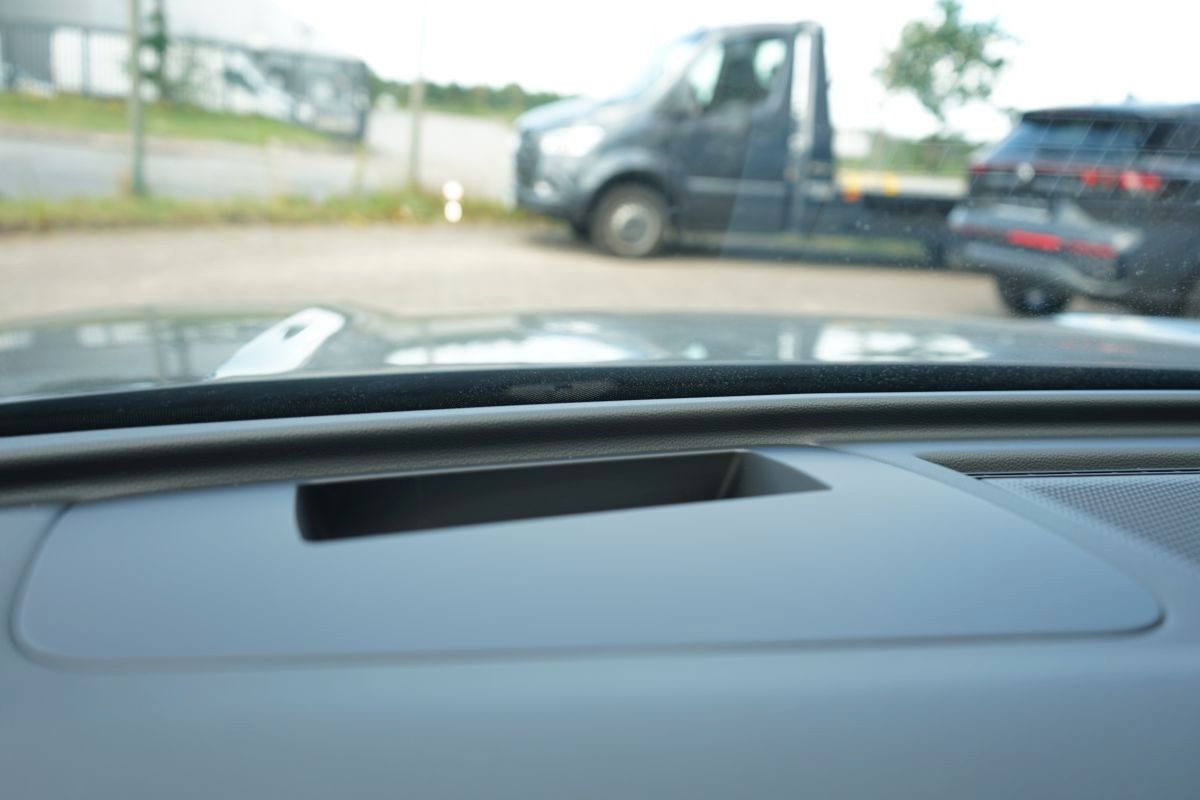 Fahrzeugabbildung Volkswagen Tayron 2.0 TDI 4Motion R-Line*Pano*Head Up*Ahk