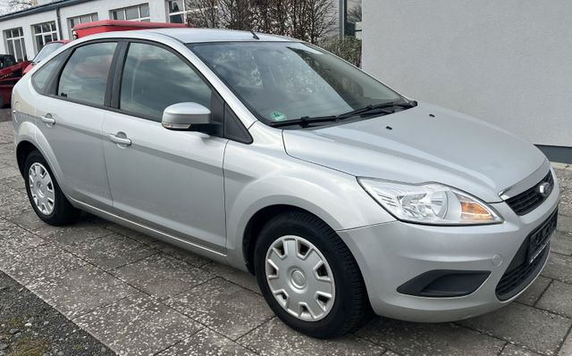 Ford Focus Lim. Style 1.6 Automatik