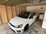 Volkswagen VW Golf 7r - Volkswagen Golf mit Benzin-Antrieb: Sportwagen, Automatik