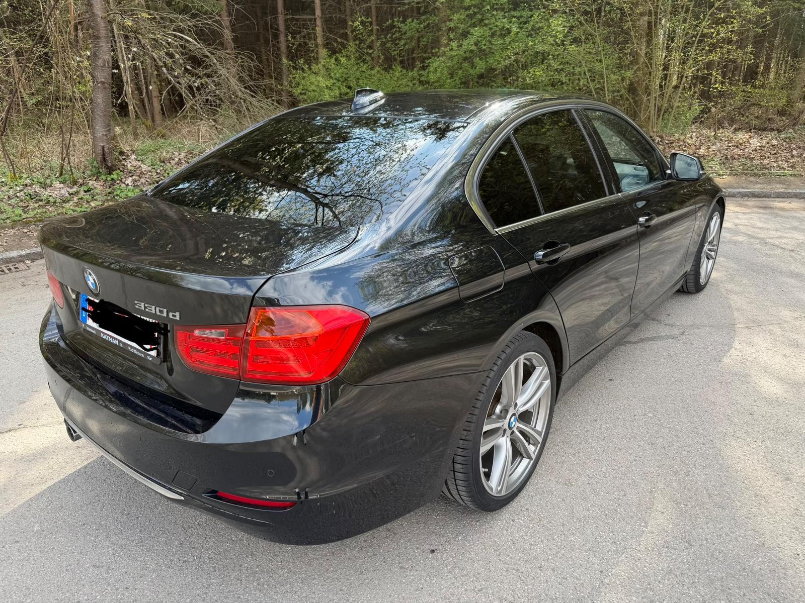 BMW 330d Luxury 3.0 258ch - 1 ère main - TVA Récupérable - Carplay - Pneus été - Toit ouvrant