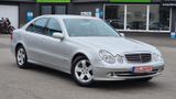 Mercedes-Benz E 240 Avantgarde *lückenlos Scheckheftgepflegt* - Mercedes-Benz E 240 mit Benzin-Antrieb