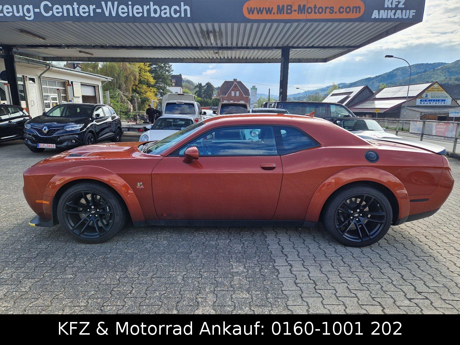 Dodge Challenger Wide Body Scat Pack Final Call 1.Hand