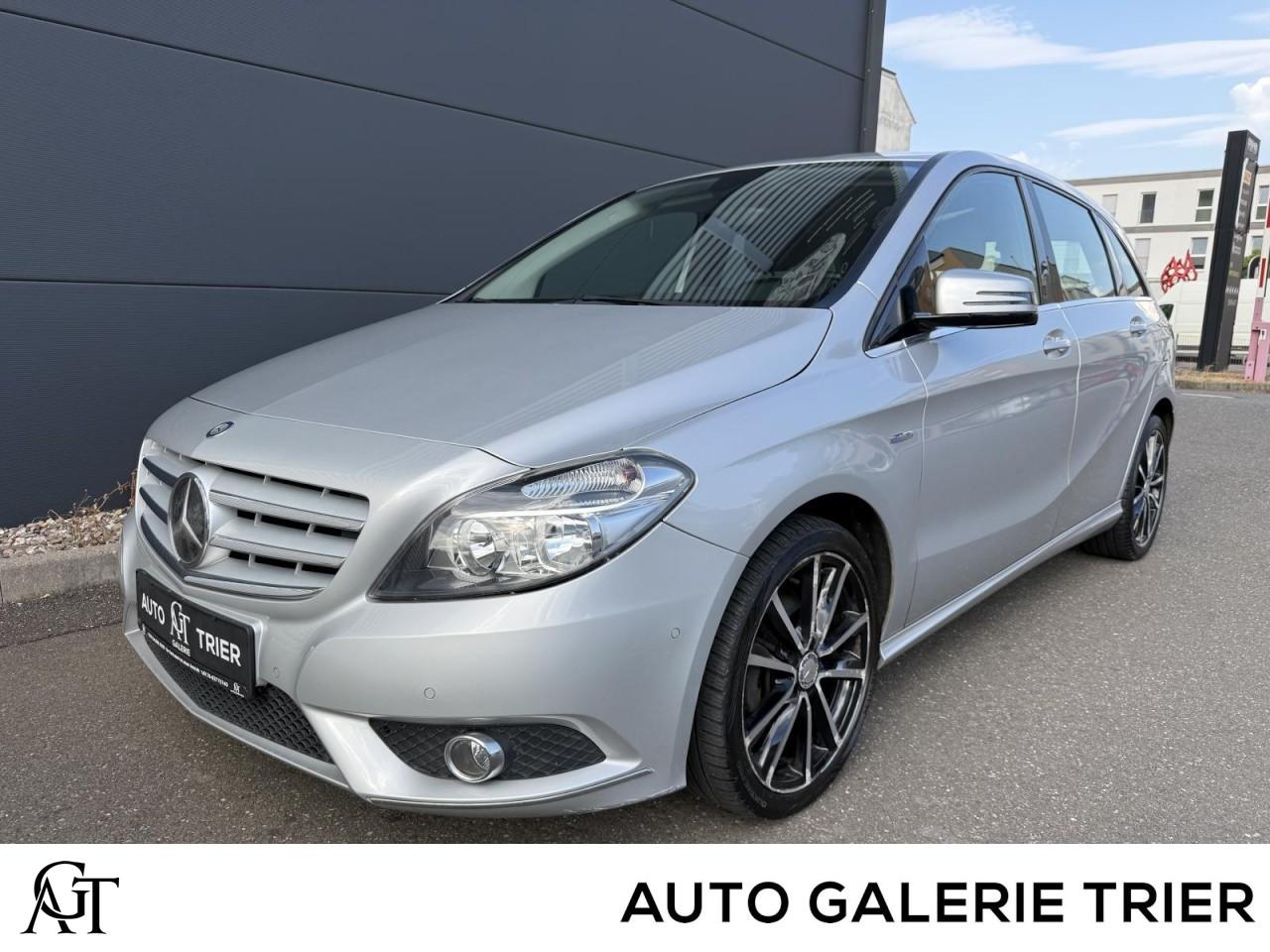 Mercedes-Benz B 180 NAVI LED PDC MFL ZV SHZ TOP Klima Navi
