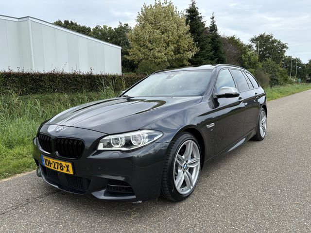 BMW M550 5-serie Touring M550xd / High Executive / a