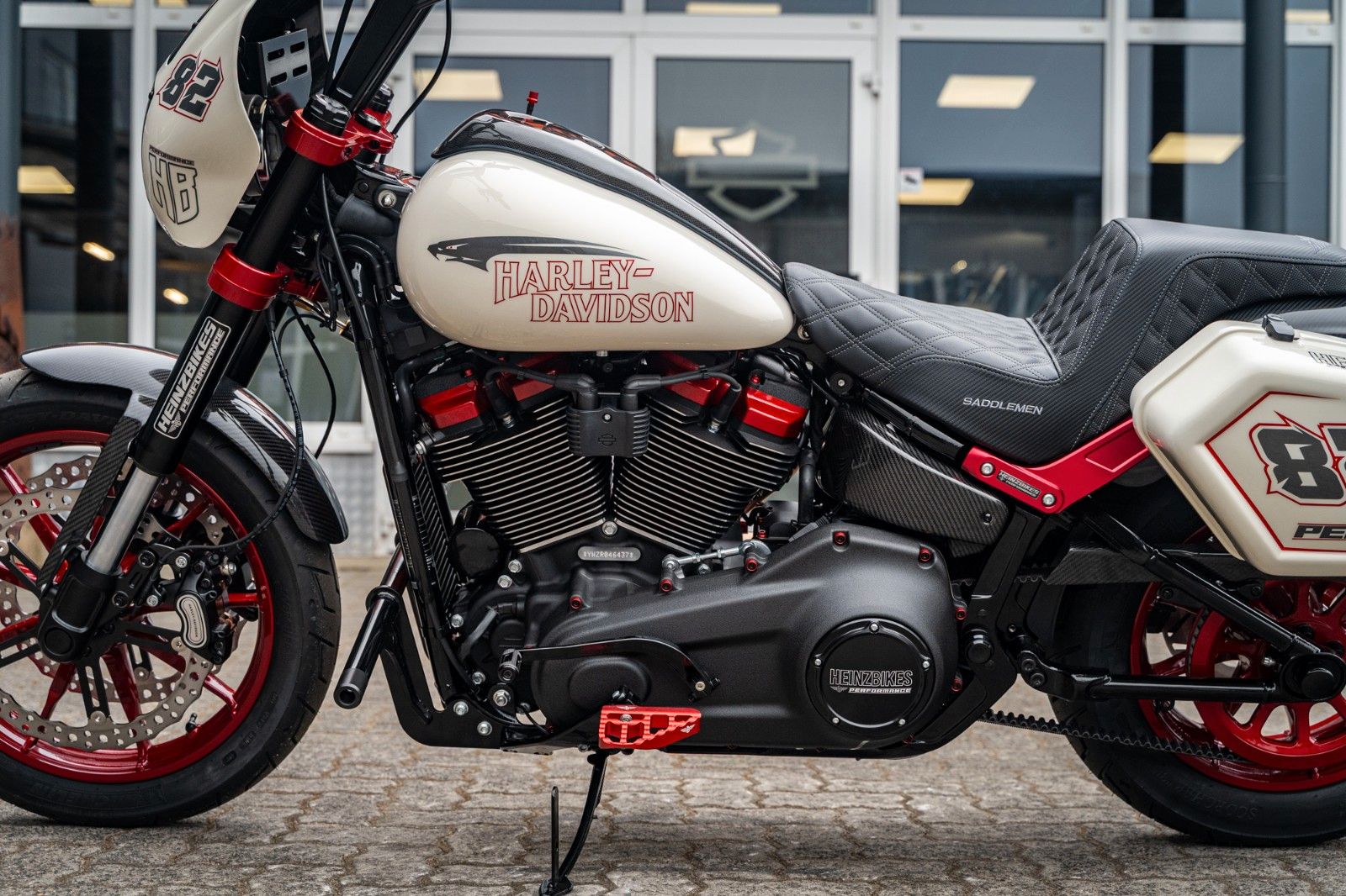 Fahrzeugabbildung Harley-Davidson FXLRS Low RiderS Extreme- Clubstyle Bike 1of1