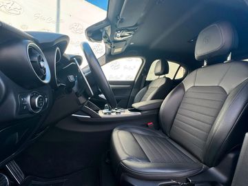 Alfa-Romeo Stelvio - 12