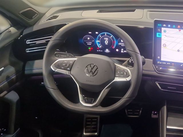 Tiguan 2.0 TDI DSG 4M IQ.LIGHT+NAVI+PANO+HUD+ACC