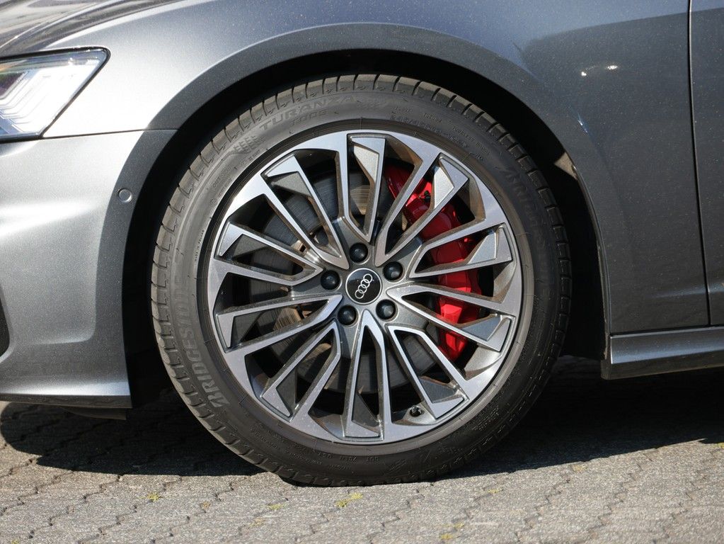 Audi A6 Avant 55 TFSI e quattro S line foto 5