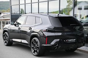 BMW XM - 5