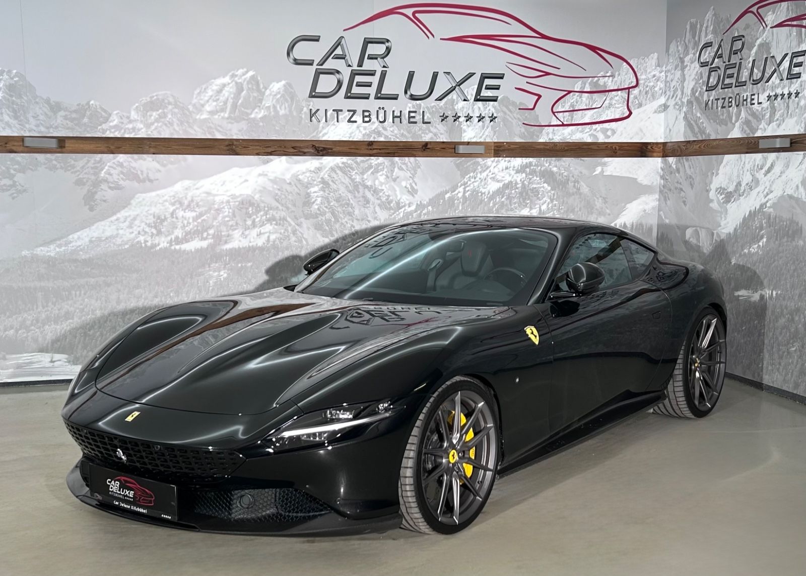 FERRARI Roma