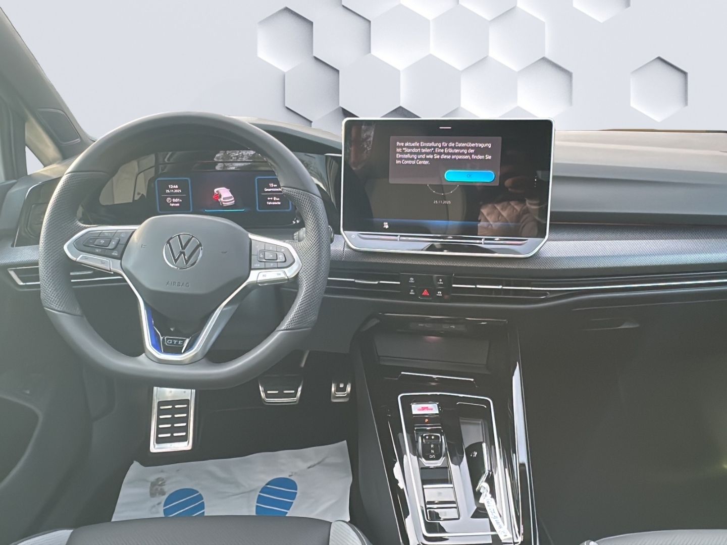 Golf GTE 1.5 eHybrid DSG Panodach Navi Leder AhK