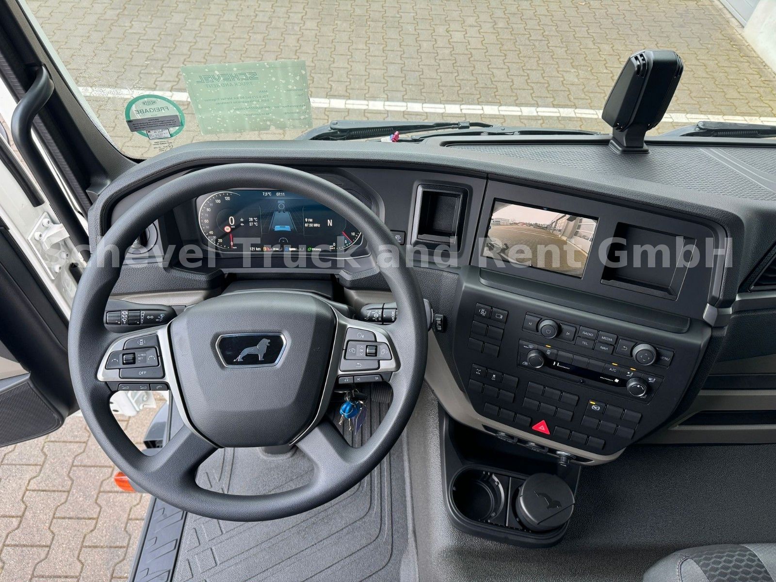 Fahrzeugabbildung MAN TGL 8.220 MEILLER TRIGENIUS 2x Ahk HIAB 072