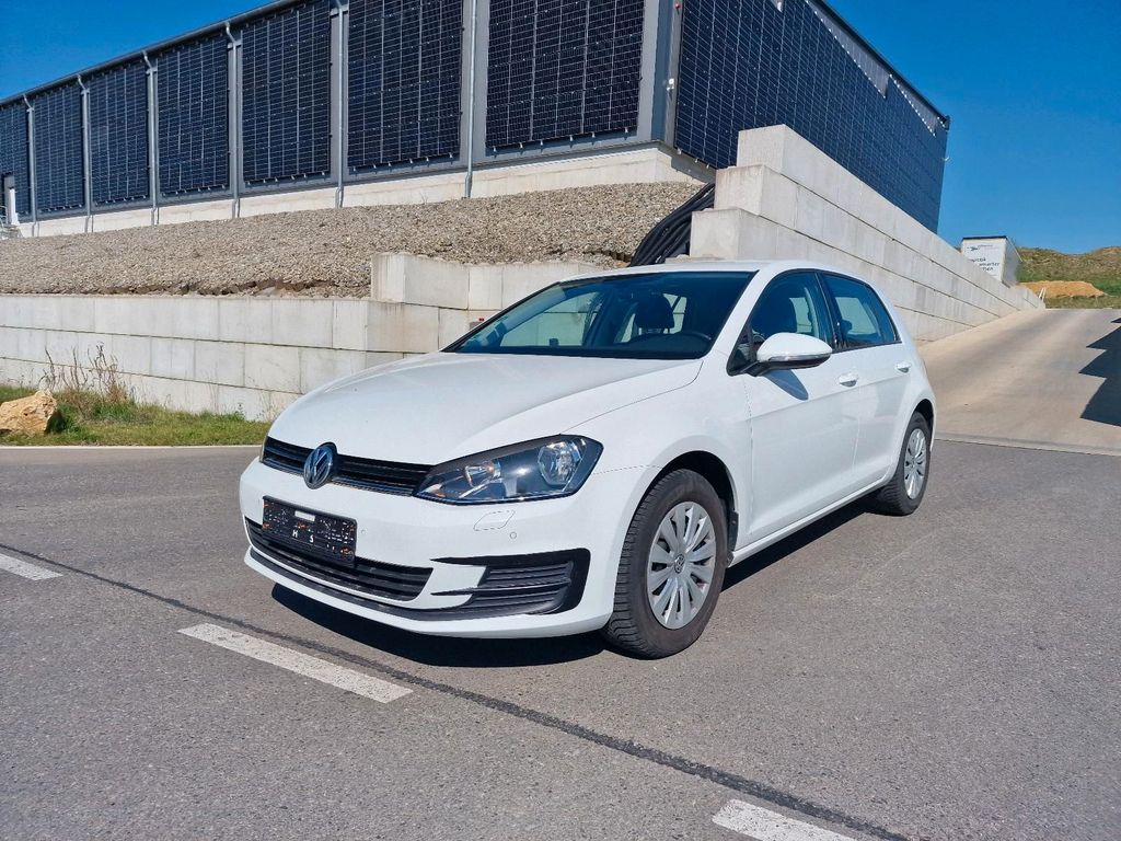 Image of Volkswagen Golf