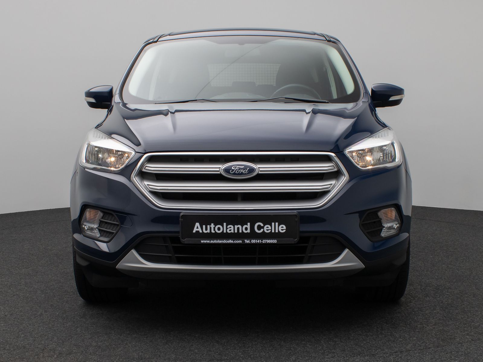 Fahrzeugabbildung Ford Kuga Trend AHK Sitzhzg PDC Tempomat 8Fach