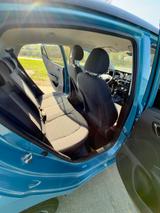 Hyundai i10 1.2 Intro Edition türkismetallic/schwarz - Hyundai i10: Intro