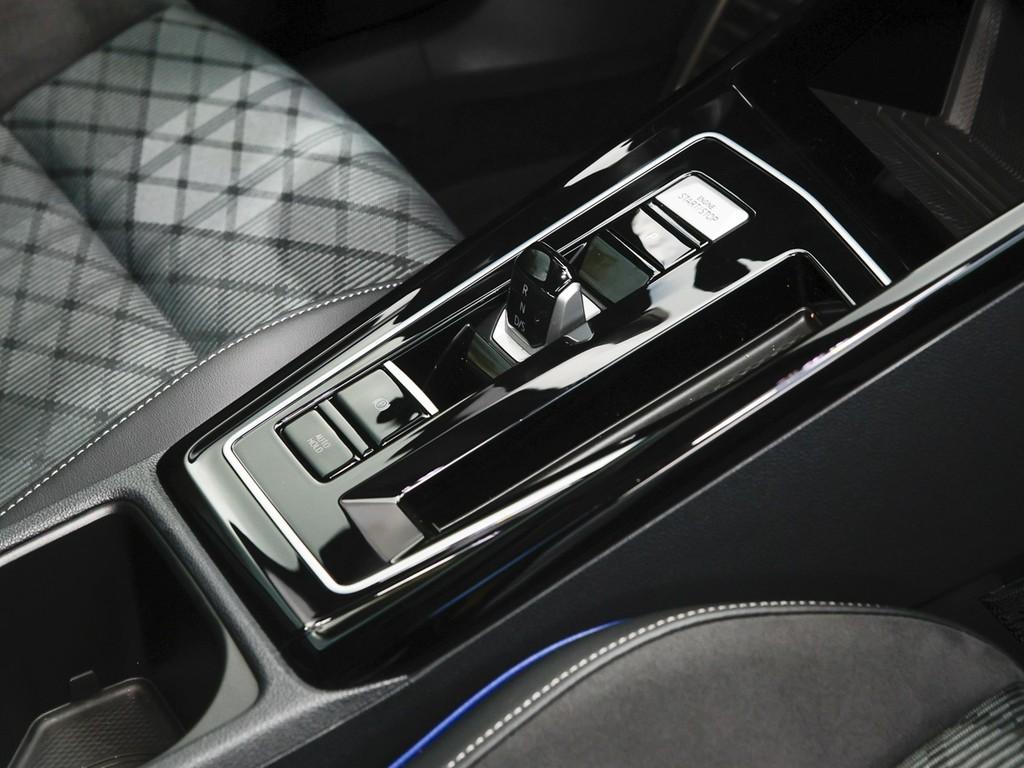 Volkswagen Golf Variant 2.0 TDI DSG R-Line Black Style AHK,, миниатюра 9