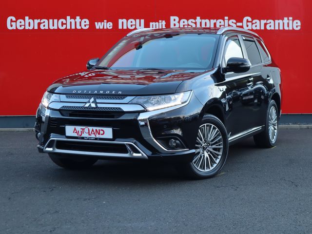 Mitsubishi Outlander 2.4 PHEV 4WD AHK Kamera