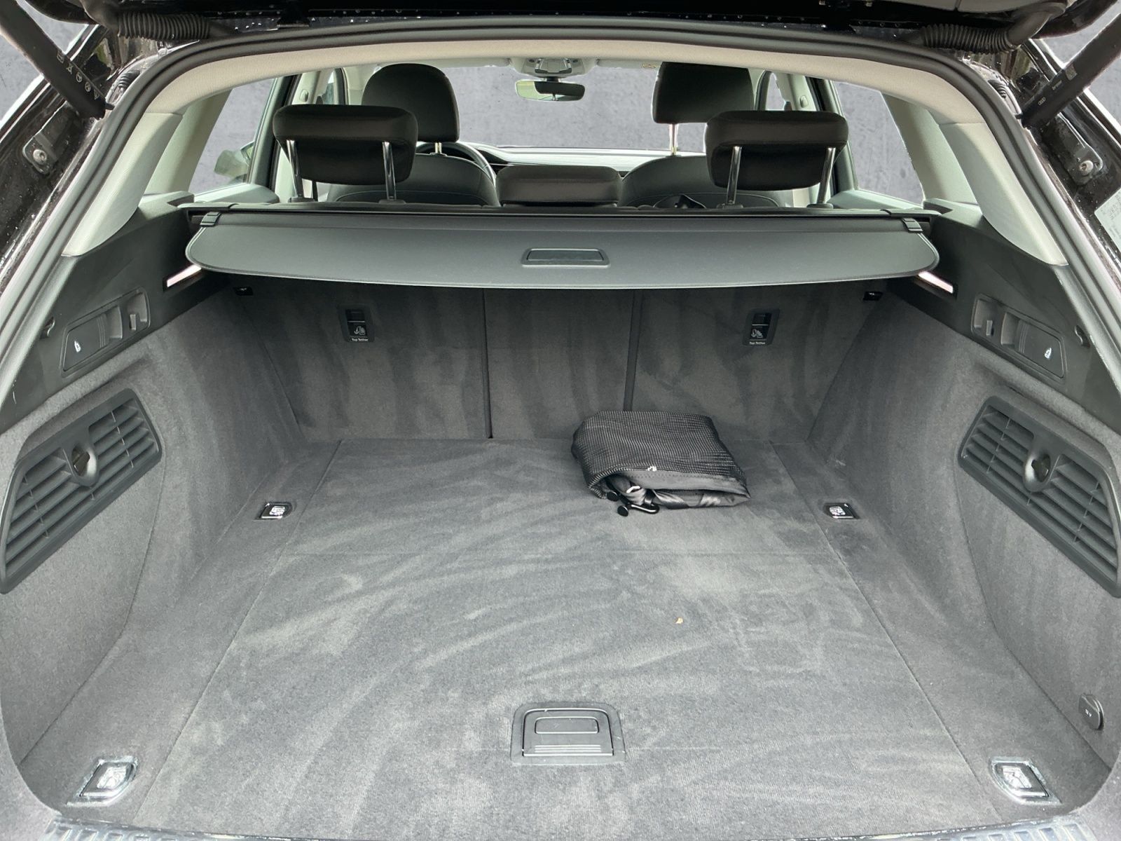 Audi e-tron - Bild 14