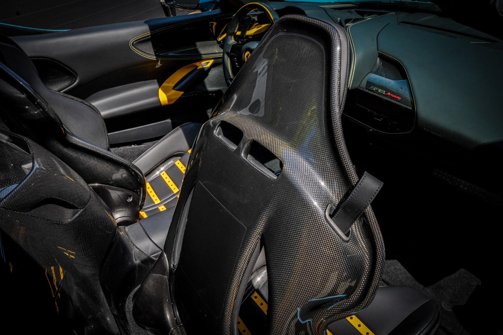 Ferrari SF90 Spider/LIFT/Azzuro La Plata