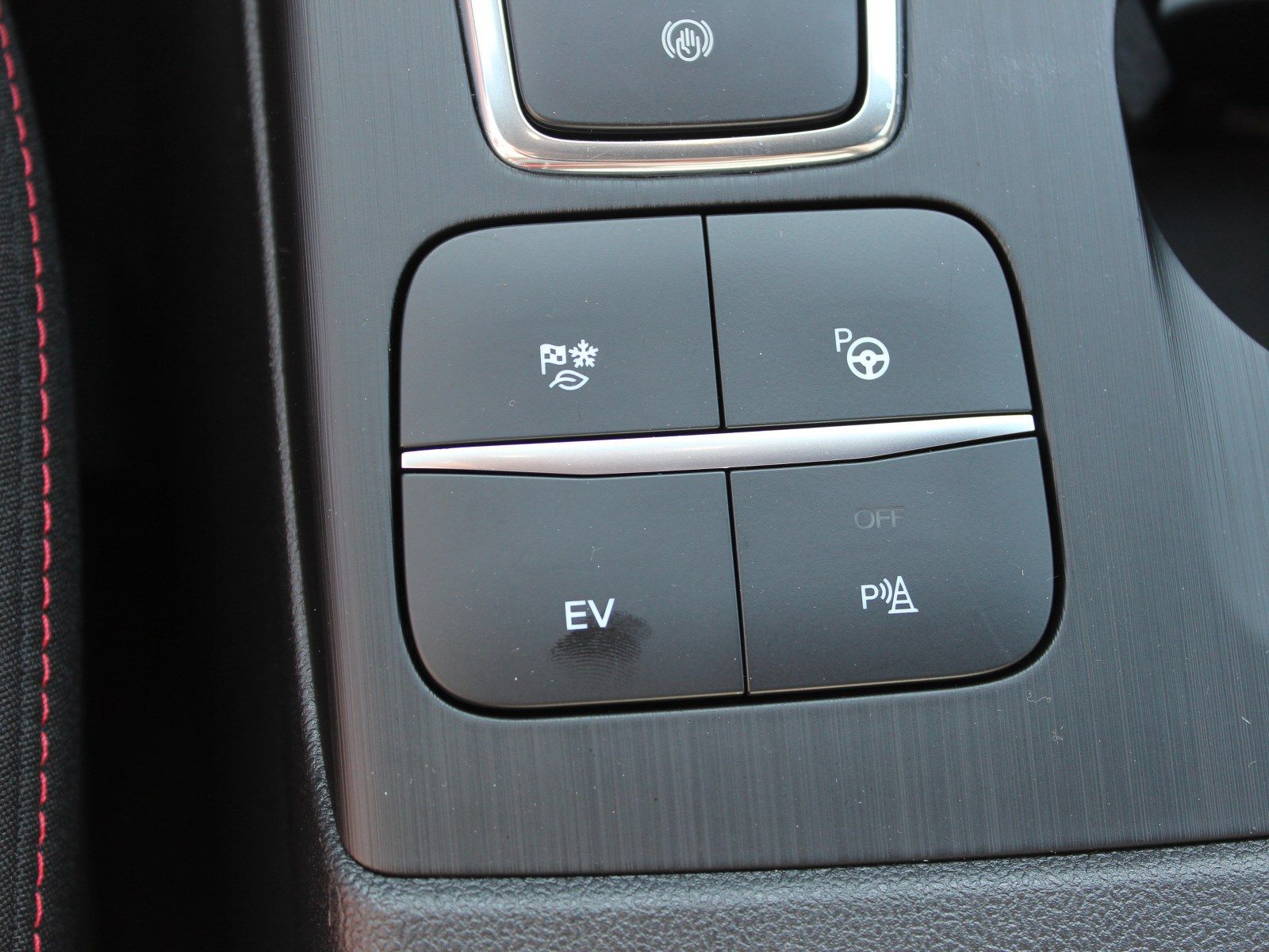 Fahrzeugabbildung Ford Kuga Plug-In Hybrid ST-Line 2,5 Duratec