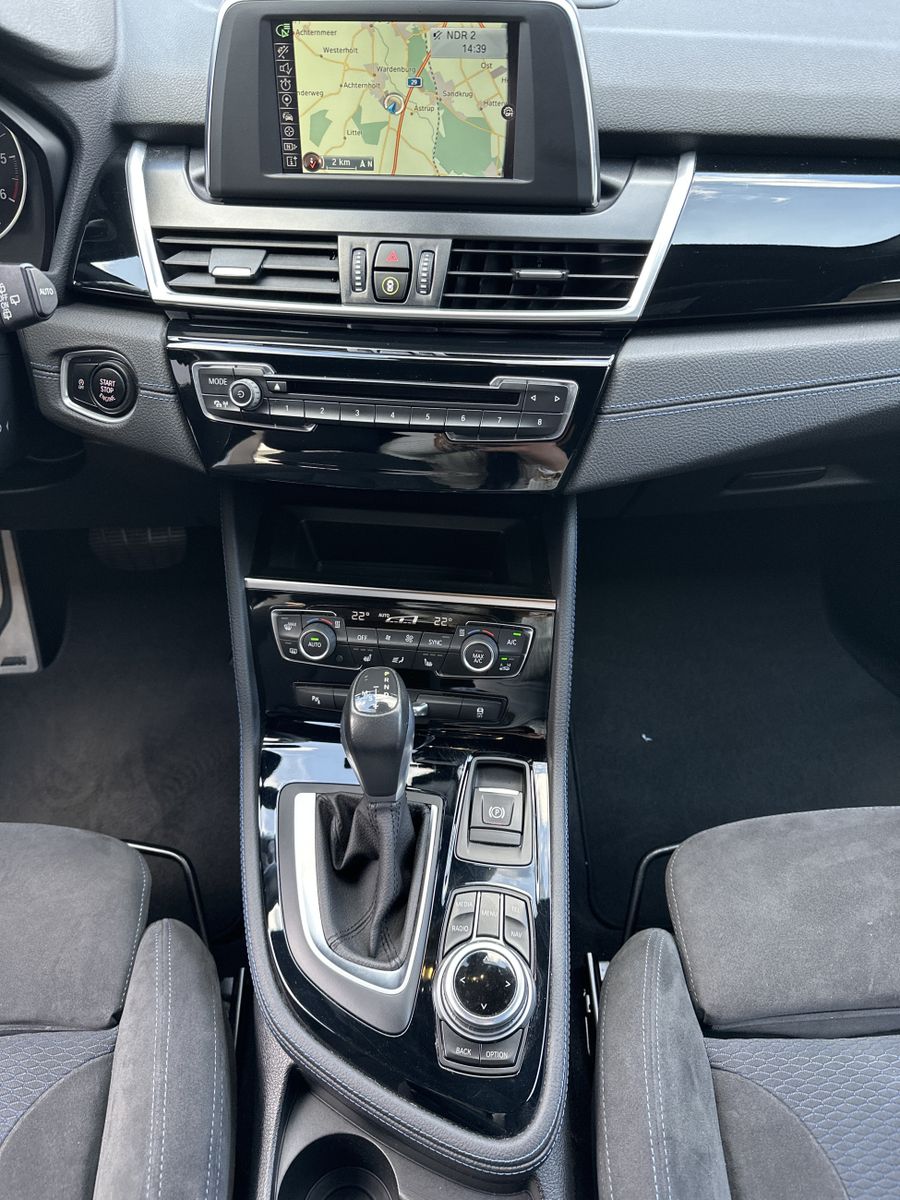 Fahrzeugabbildung BMW 220d Active Tourer M-Sport NAV+LED+HIFI+18ZO+EU6
