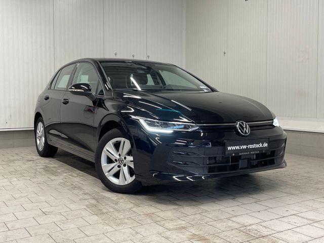 Golf VIII Life 1.5 TSI LED RFK ACC