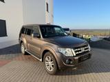 Mitsubishi Pajero 3.2 DI-D Intense*4x4*150TK*1.Hand* - Mitsubishi aus 2013
