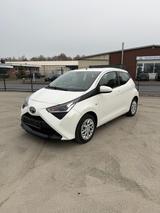 Toyota Aygo AYGO x-play - gebrauchte Toyota Aygo (X) aus dem Jahr 2020