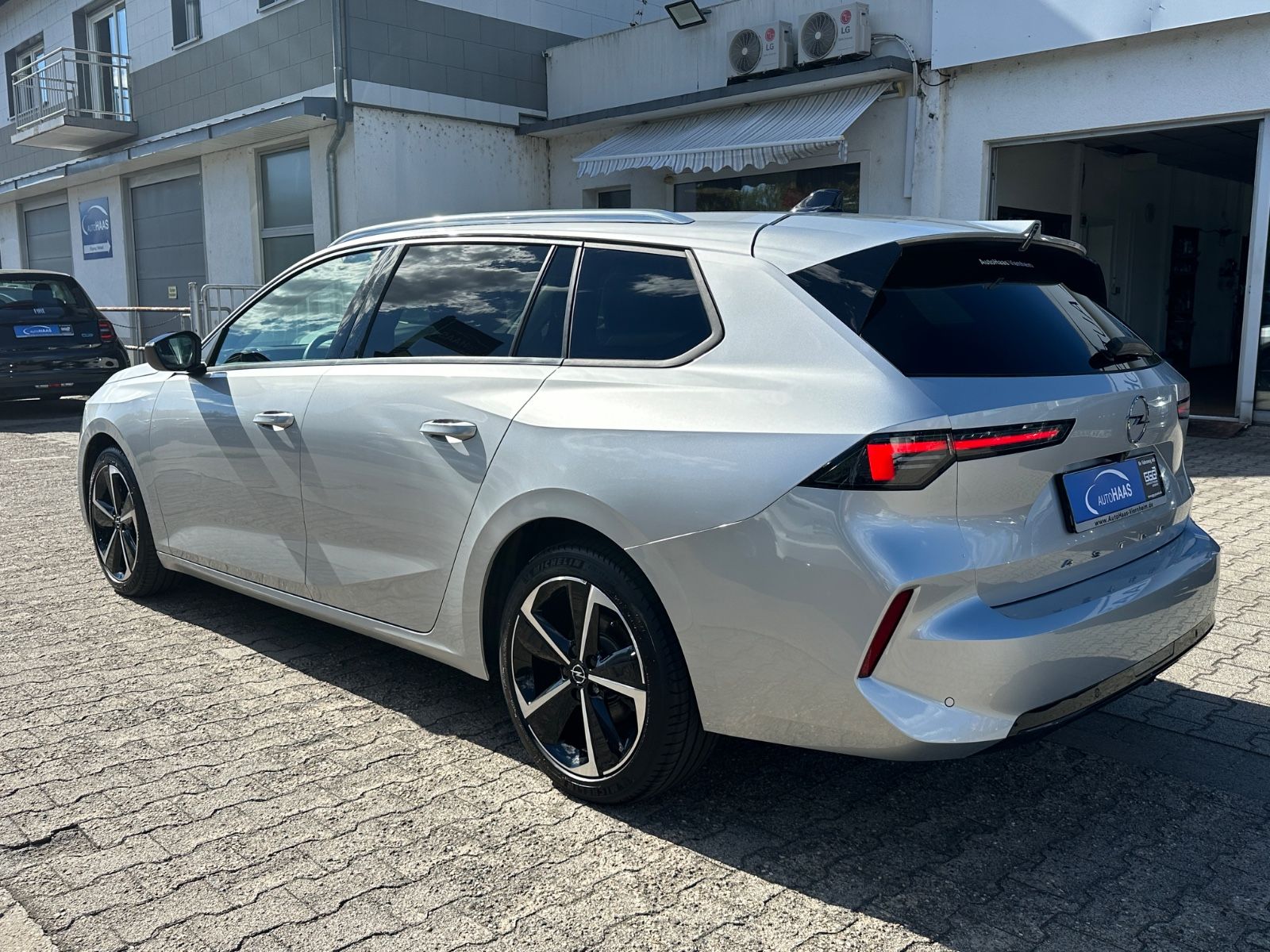 Opel Astra L ST Elegance Automatik *LED*R-Cam*KeyGO imagem 3