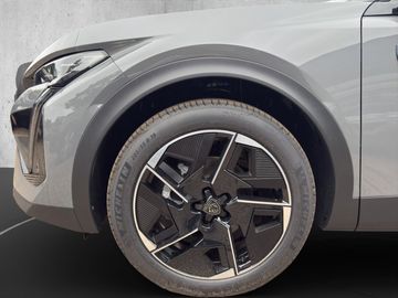 Peugeot 408 GT HYBRID 145 e-DSC6 360Kam.+Navi+Klima+ACC