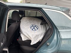 Fahrzeugabbildung Volkswagen T-Roc 1.0 TSI IQ.Drive LED ACC APP LM18