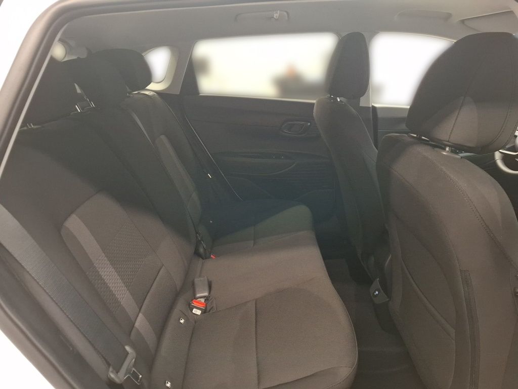 Fahrzeugabbildung Hyundai i20 FL (MY25) 1.0 T-GDI (100 PS) 6-MT 2WD Prime