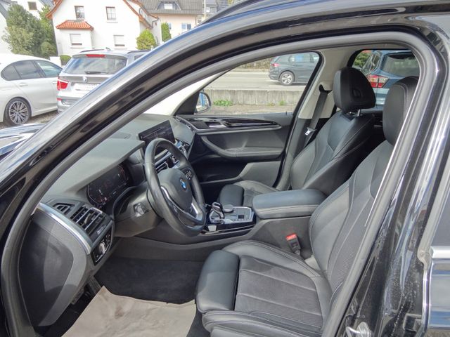 Fahrzeugabbildung BMW X3 xDrive 30d/Laser/HUD/Kam/Virtual/AHK/Leder/