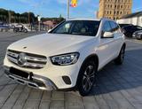 Mercedes-Benz GLC 220 d 4Matic. Suche den ... - : Suche