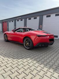 2026 Ferrari ROMA 照片 3