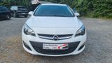 Opel Astra J Sports Tourer Selection - Opel Astra: Selection