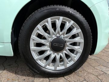 Fahrzeugabbildung Fiat 500 Lounge 1.2  Dualogic Panorama PDC Klima uvm
