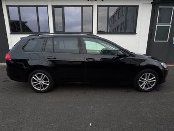 Volkswagen Golf - 9